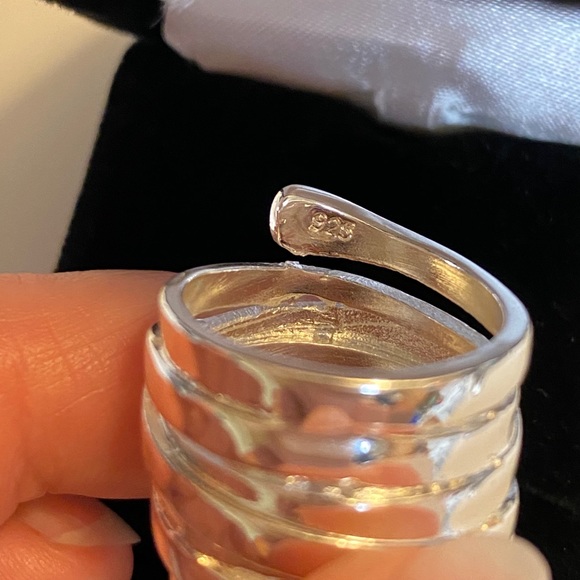 Chunky Sterling Silver Wraparound Highway Fashion Ring - Picture 11 of 11